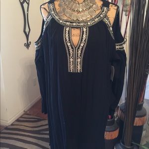 Long sleeve dress with shoulders out